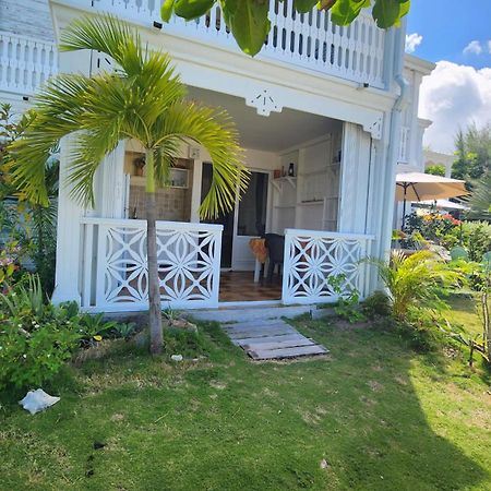 The Palm - Studio On The Beach Baie Nettle Exterior photo