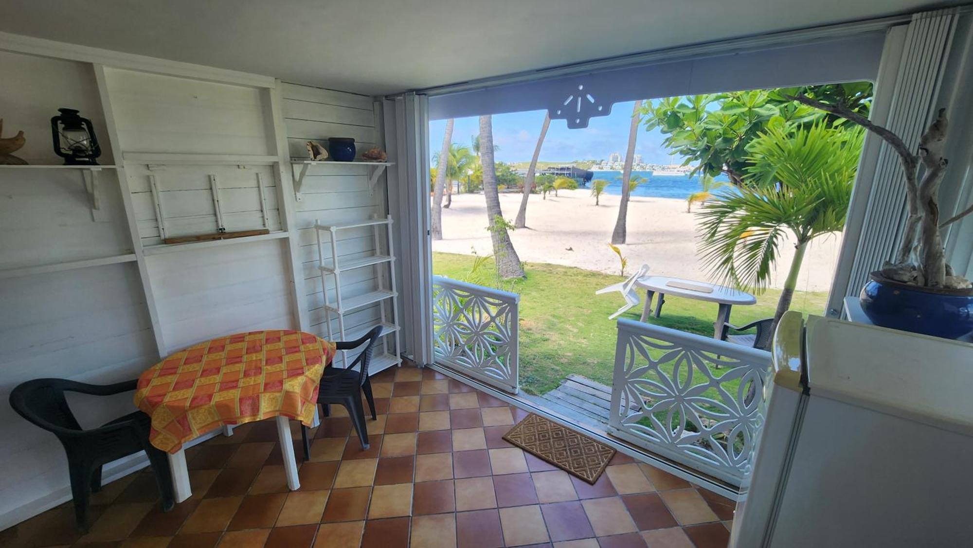 The Palm - Studio On The Beach Baie Nettle Exterior photo